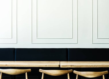 Toplantı masası toplantı odasında. 