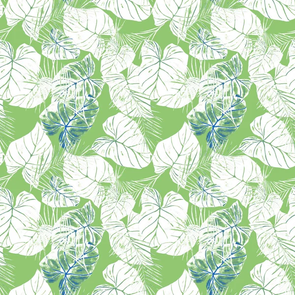 Abstract decorative seamless pattern with watercolor tropical leaves. Colorful hand drawn illustration. Vintage exotic background.
