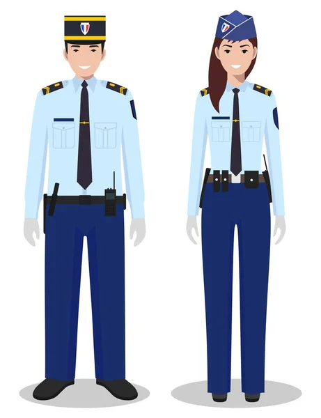 Paar Franse politieagent en politieagente in traditionele uniformen permanent samen op witte achtergrond in vlakke stijl. Politie concept. Platte ontwerp personen personages. Vectorillustratie. — Stockvector