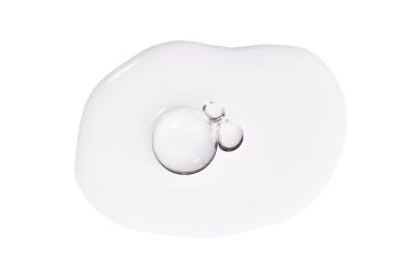 Kolajen ve peptit içeren serum lekesi örneği. Cilt bakımı jeli şeffaf örnek damla beyaz arka planda izole kabarcık. Emülsiyon dokusu. Yaşlanma karşıtı kadın güzellik kozmetik ürünü. Makro