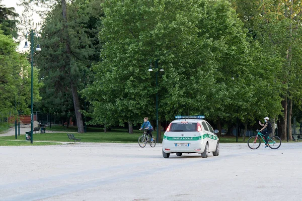 Milán Italia Mayo 2020 Personas Que Practican Ciclismo Aire Libre — Foto de Stock