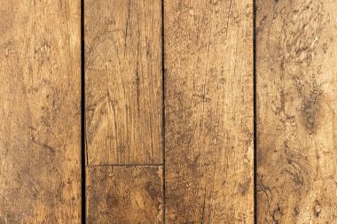 Eski ahşap palet döşeme dokusu. Çizgili ahşap masa. Kapan, eski zemin yüzeyi, kahverengi tahtalar..