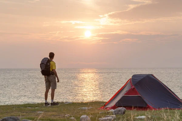 Sunrise in camping day — Stock Photo, Image