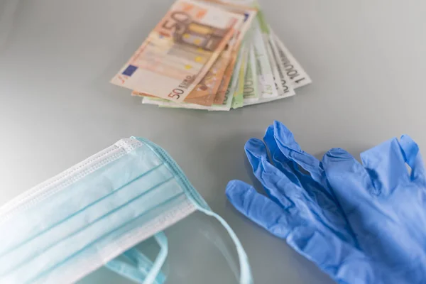 Her zaman talihsizliklerden faydalananlar vardır.