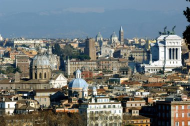 Janiculum tepesinden görülen Roma manzarası