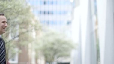 İş Adamları Tokalaşıyor