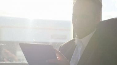 İş türlerine dijital onun tablet 