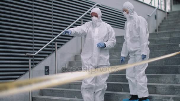 Equipa científica forense a trabalhar — Vídeo de Stock