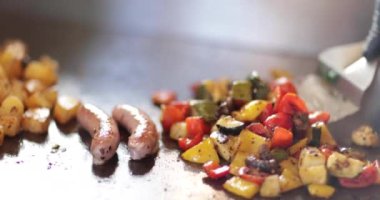 Taze yemek yiyecek kamyon sahibi