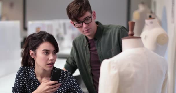 Fashion Students Taking Picture Design Smartphone — Stock Video