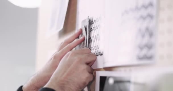 Detailní výběr módního návrháře tkanin pro design — Stock video