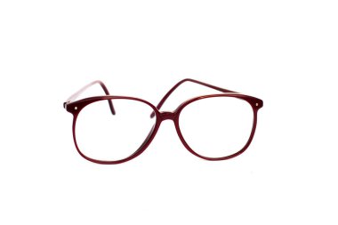 Beyaz arkaplanda gözlük