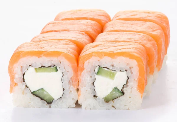 Leckere Frische Sushi Rollen Isoliert Auf Weißem Hintergrund Japanische Küche — Stockfoto