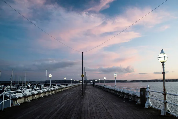 夕暮れ時のトルコの桟橋 — ストック写真