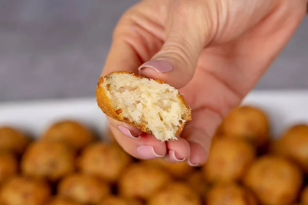 Croquete Feita Batatas Com Bacalhau Prato Tradicional Português — Fotografia de Stock