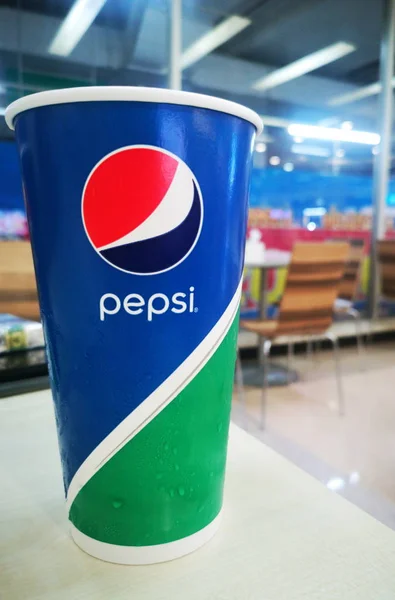 Februari 2020 Behållaren Kan Brytas Ner Naturligt Varumärkeslöfte Pepsi Lotus — Stockfoto