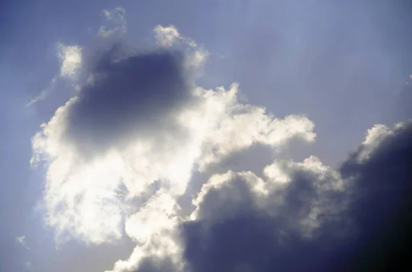 Langit Gelap Dengan Latar Belakang Awan Dan Tekstur — Stok Foto