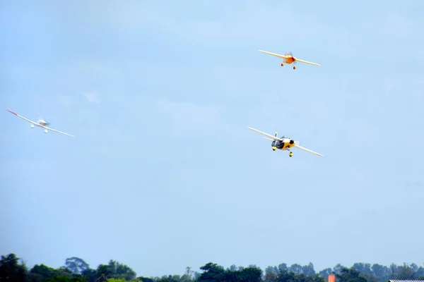 Αέρα αγώνα 1 το άθλημα παιχνίδι racing στον ουρανό. — Φωτογραφία Αρχείου
