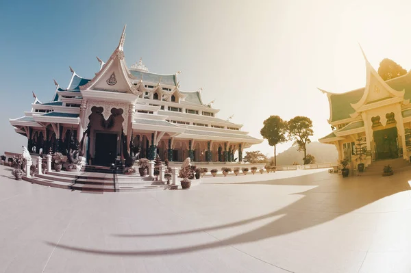 タイの寺院は、ワット Pa プー崑、タイの北東部. — ストック写真