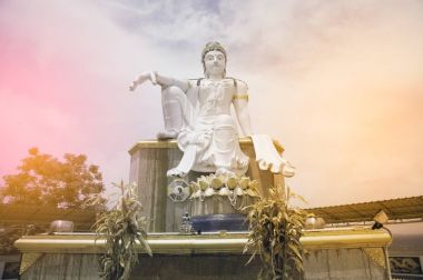 Bodhisattva Buda Guan Yin heykel şefkat ve merhamet tanrıçası olduğunu.
