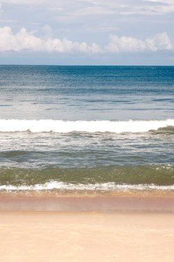 Karadeniz sahilinde, Langkawi Adası Deniz dalgadan. Malezya Malezya egzotik cennet.