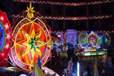 Tayland Noel yıldız Festival geçit.