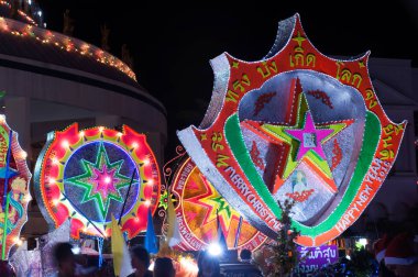 Tayland Noel yıldız Festival geçit.