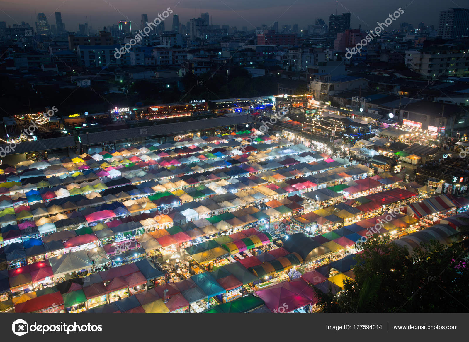 night scence of bangkok