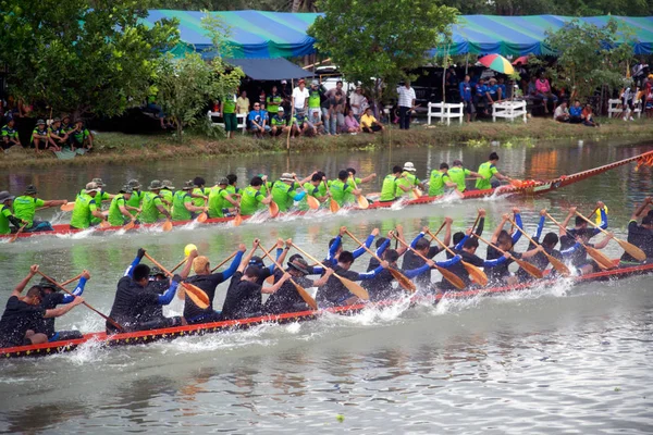 Thailändische Meisterschaft im Langbootrennen. — Stockfoto
