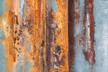 Eski çinko yaprak dokusu arka plan, galvanize metal yüzeyde paslanmış..