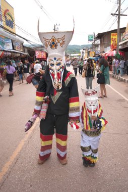 LOEI, THAILAND-JULY 1 Temmuz 2011: Hayalet Festivali (Phi Ta Khon) Tayland 'da Tayland' da 