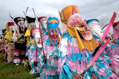 LOEI, THAILAND-JULY 1 Temmuz 2011: Hayalet Festivali (Phi Ta Khon) Tayland 'da Tayland' da 