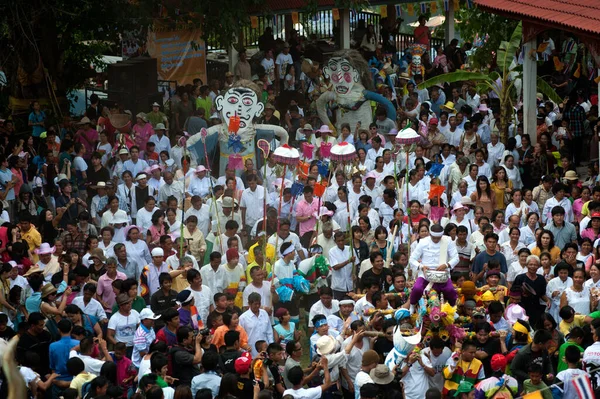 Loei Tajlandia Czerwca 2012 Parada Wielkiego Masha Duchów Wokół Kościoła — Zdjęcie stockowe