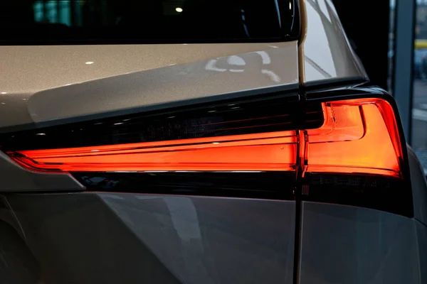Bir arabanın arka lambasındaki detay.. — Stok fotoğraf