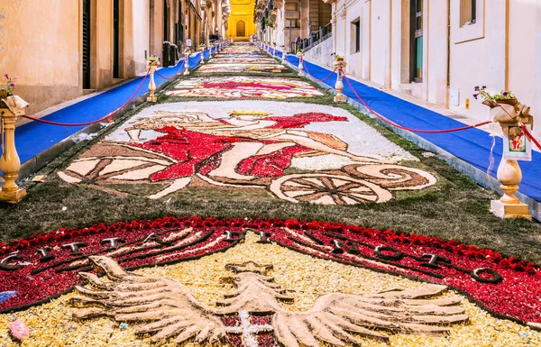 The Flower Festival of Noto in Sicily — Stock Photo, Image