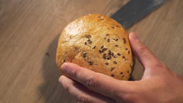 Petits pains croustillants pour hamburgers — Video