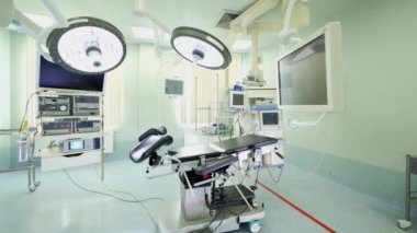 Ameliyathane canlandırma cihazı kliniği.