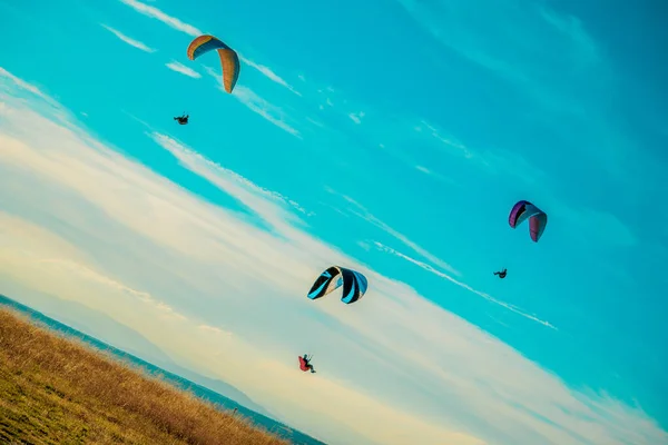 Parapente Com Céu Por Sol Nuvens — Fotografia de Stock