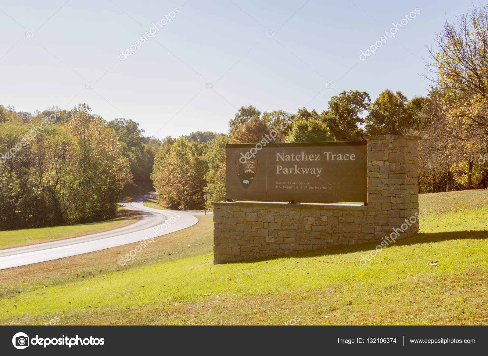 Northern Terminus of Natchez Trace Parkway Stock Editorial Photo Northern Terminus of Natchez Trace Parkway Stock Editorial Photo
