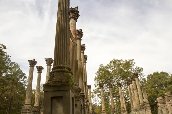 Architecture of Windsor Ruins