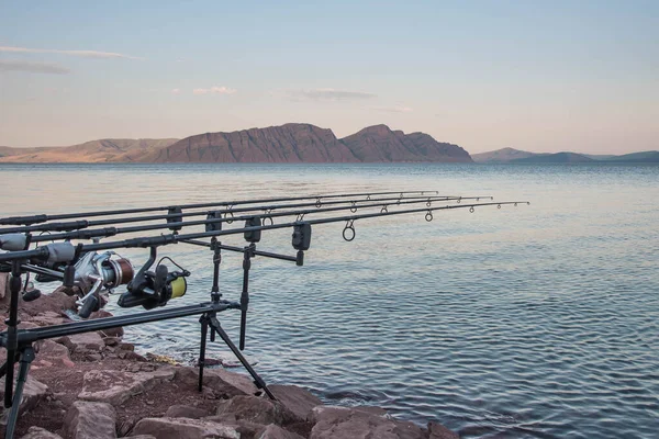 Büyük Sibirya nehrinde balık tutarken Yenisei