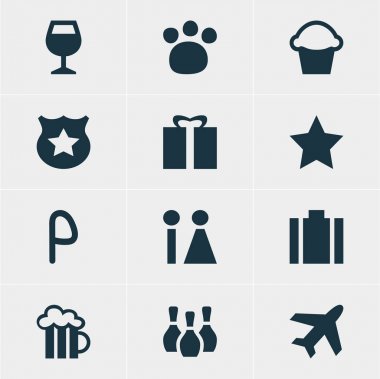 12 yerde simgeler vektör Illustration. Evrak çantası, cips, uçak ve diğer öğeleri düzenlenebilir paketi.