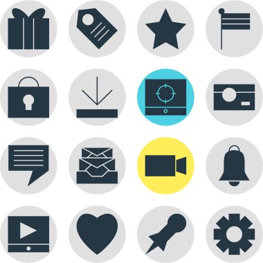 16 Internet simgeler vektör Illustration. Oynat düğmesini, hedef kapsam, sohbet ve diğer öğeleri düzenlenebilir paketi.