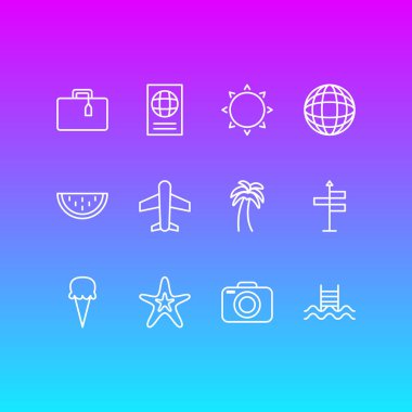 12 yaz simgeler vektör Illustration. Kavun, bavul, fotoğraf cihazları ve diğer öğeleri düzenlenebilir paketi.