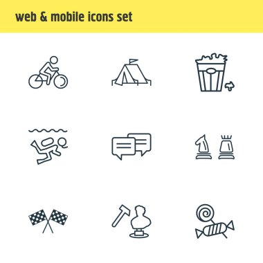 9 hobi simgesi çizgi tarzının vektör illüstrasyonu. Düzenlenebilir satranç, yontma, bisiklet ve diğer simge elementleri kümesi.