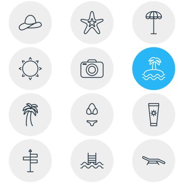 12 sezon simge çizgisi tarzının vektör illüstrasyonu. Düzenlenebilir avuç içi, kamera, plaj bankı ve diğer simge ögeleri.