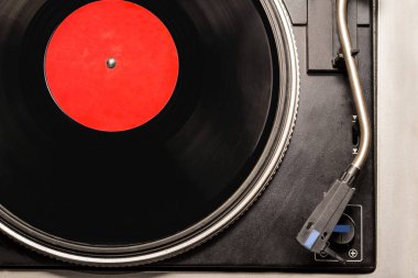 eski plak çalar vinil kayıtlar