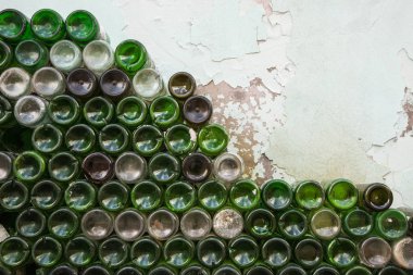 Alt şişe doku. Cam, kirli şarap şişeleri clo boş