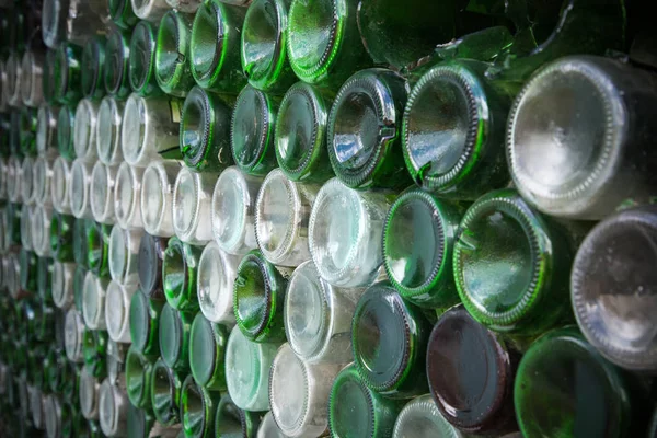 Нижняя часть текстуры бутылки. Glass, Dirty empty wine bottles clo Лицензионные Стоковые Фото