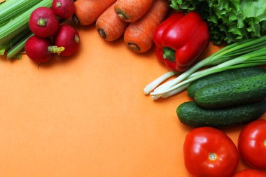 Masada taze sebzeler